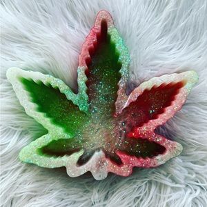 Resin Art Maple Leaf Ash Tray
